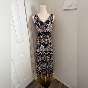 Floral V-Neck Maxi Dress